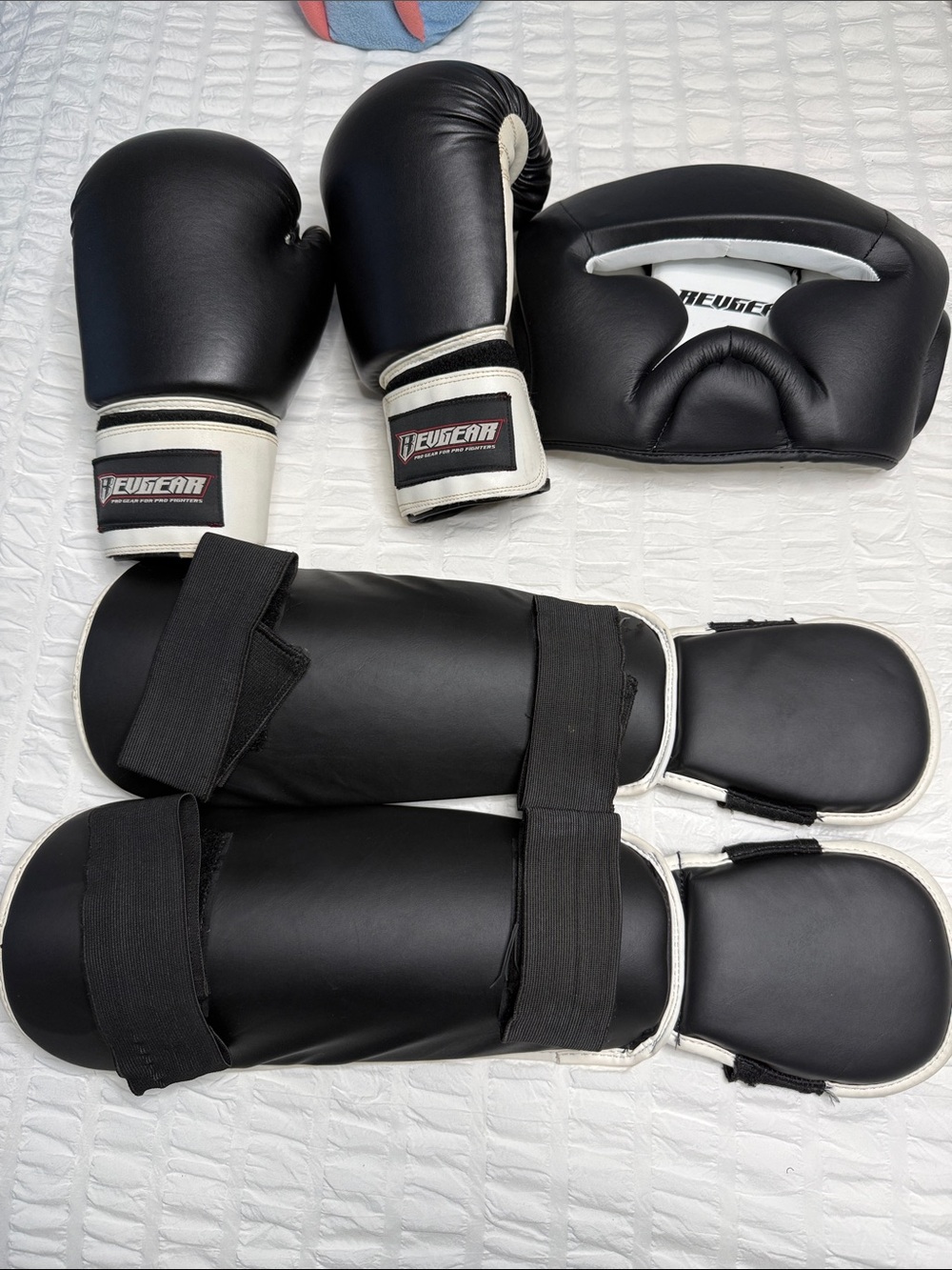 REVGEAR Men’s Black Boxing Gloves, Headgear & Shin Guards Set